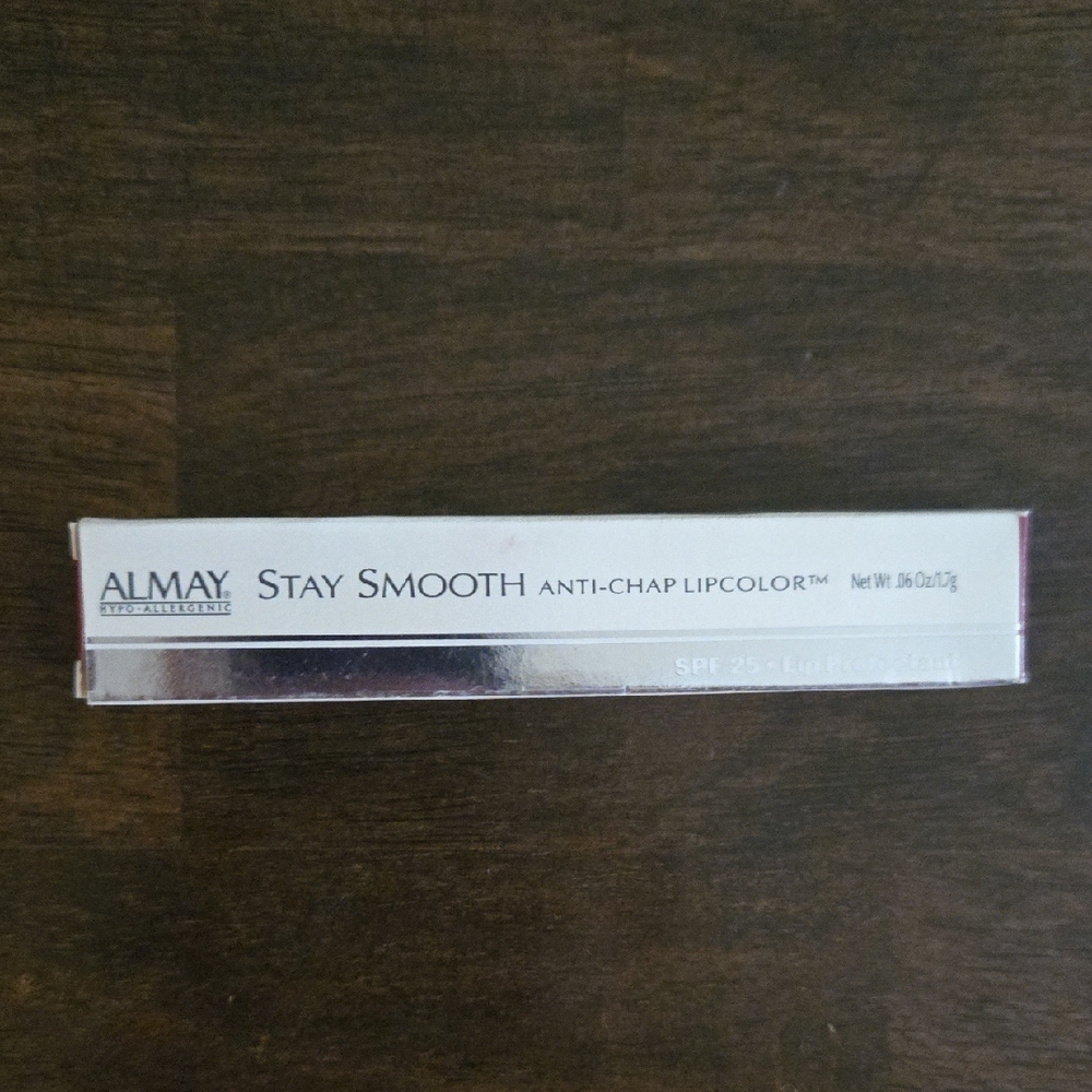 Almay Stay Smooth Anti-Chap Lip Color